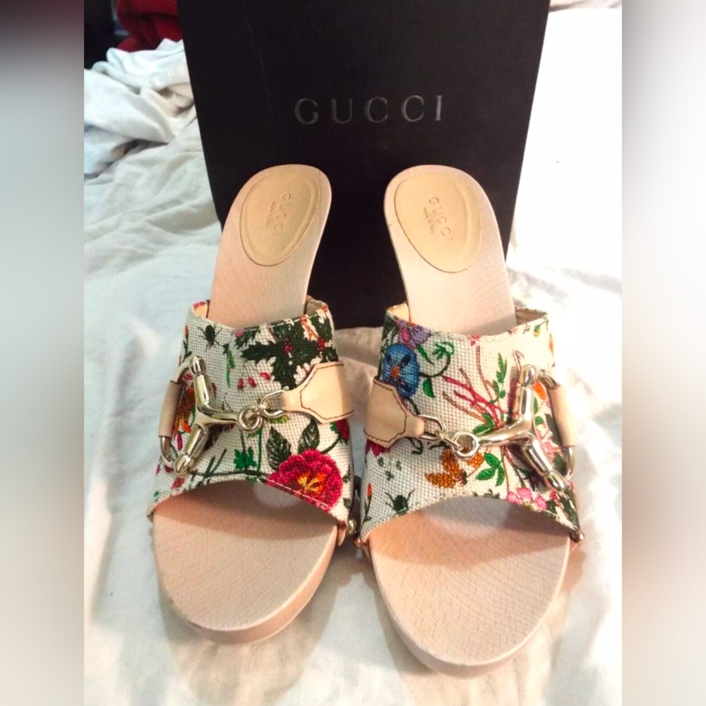 Gucci Flora Shoes Size 8